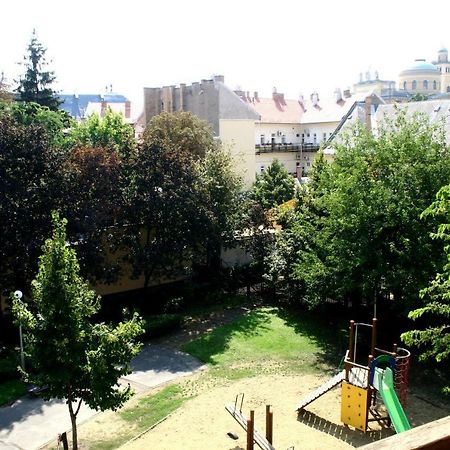 F&M Apartman Eger Luaran gambar