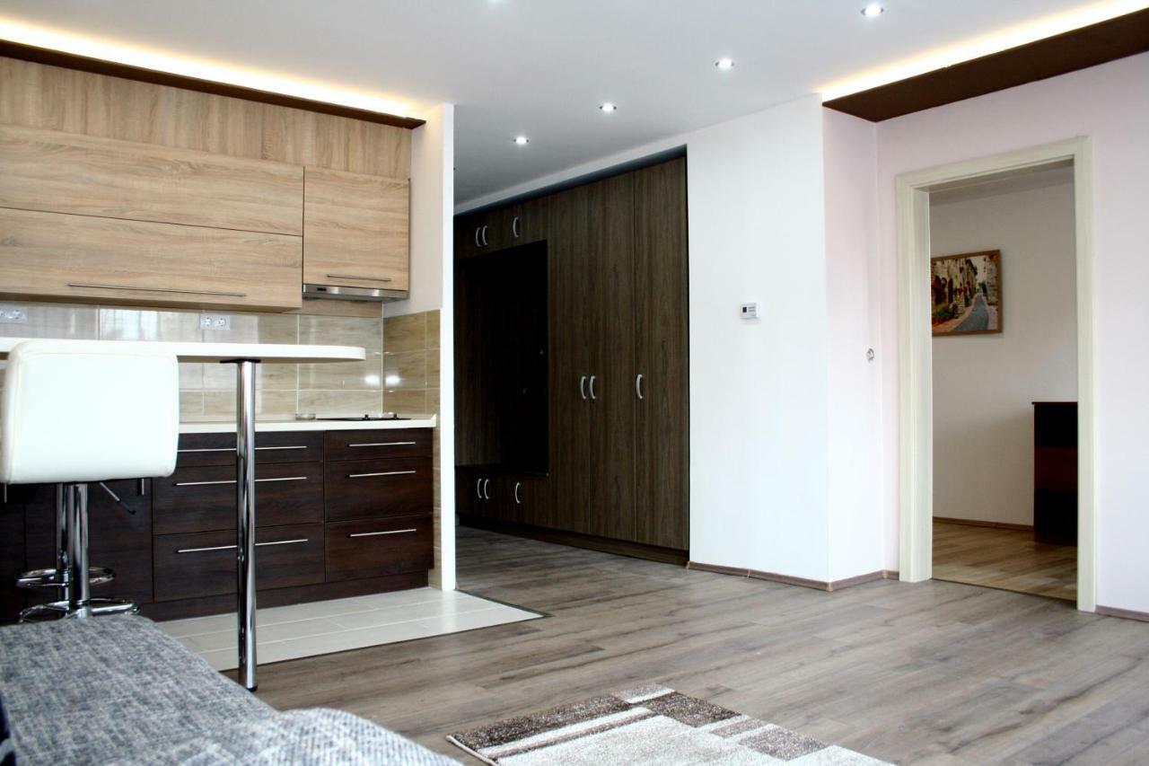F&M Apartman Eger Luaran gambar